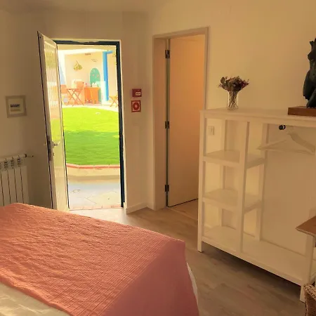 ゲストハウス Berlenga 3*