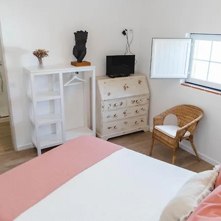 ゲストハウス Berlenga 3*